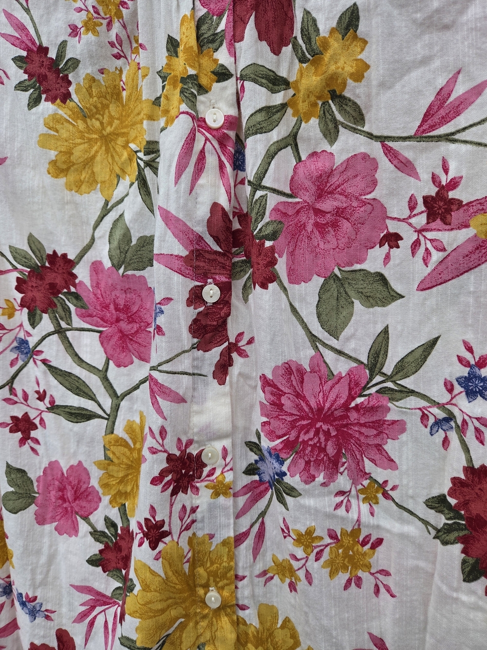 Floral Button-Up Sleeveless Blouse in White with Yellow, Pink & Green - Picture 9 of 10